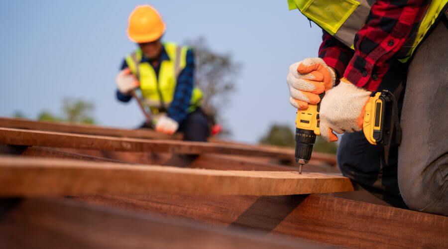 Professional gutter cleaning in Danville, IN